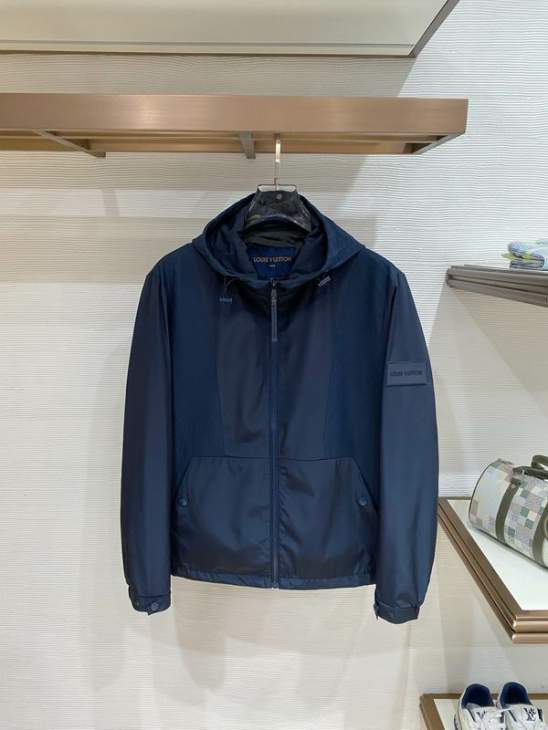Picture of Louis Vuitton Jackets _SKULVM-3XLxetr10731911